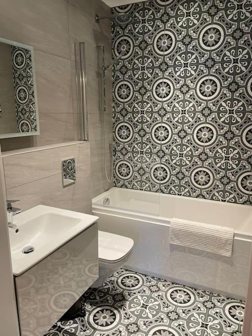 Boutique Luxury Apartment, High St, Henley-In-Arden Exteriör bild